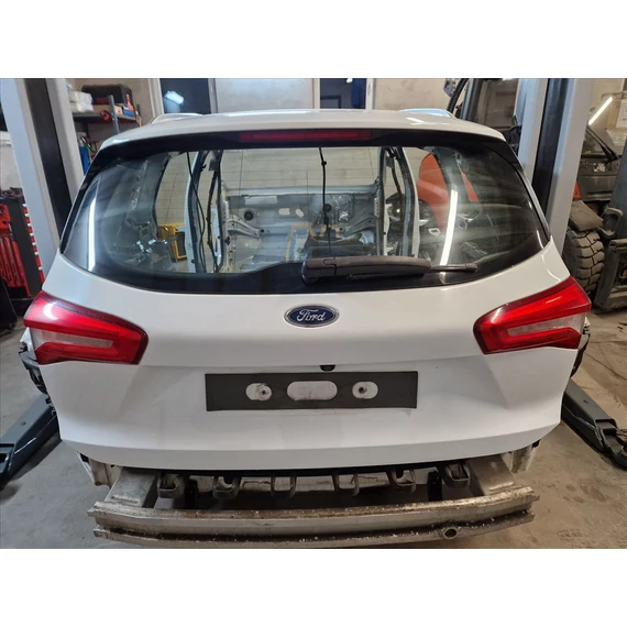 FORD FOCUS IV KOMBI csomagtérajtó