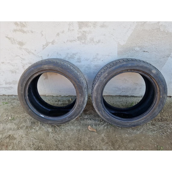 235/45 17" használt Falken nyári gumi 2db
