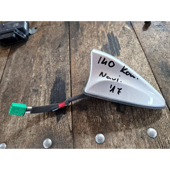 HYUNDAI I40 (VF) GPS antenna