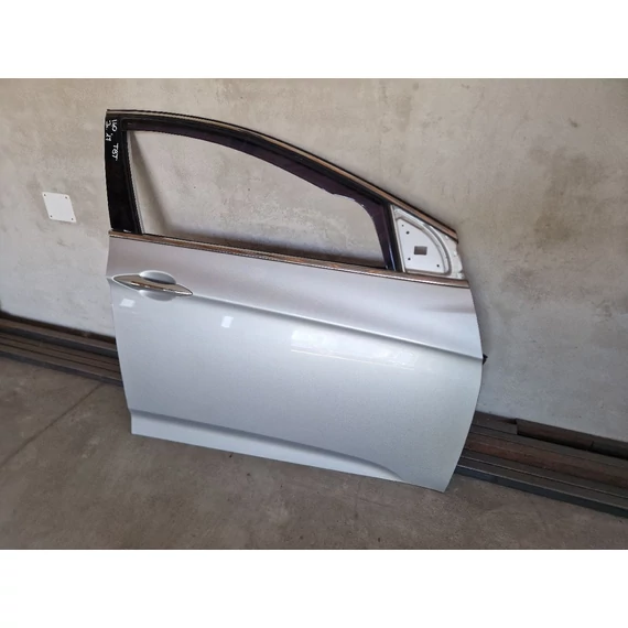 HYUNDAI I40 (VF) jobb első ajtó T8T
