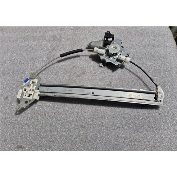 NISSAN JUKE (F15) Jobb első ablakemelő szerkezet