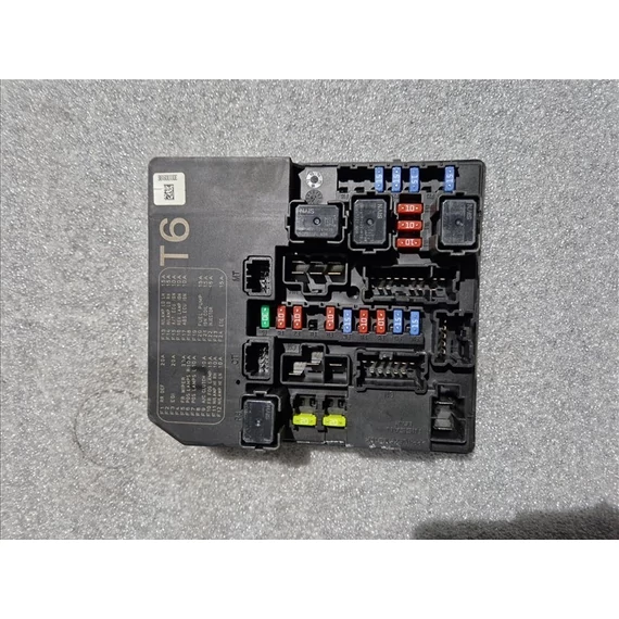 NISSAN JUKE (F15) BCM T6 