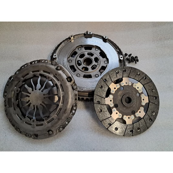 NISSAN JUKE (F15) 1.2 DIG-T kettőstömegű lendkerék, kuplung szett