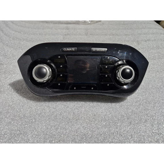 NISSAN JUKE (F15) klímavezérlő 24845-1KA1A