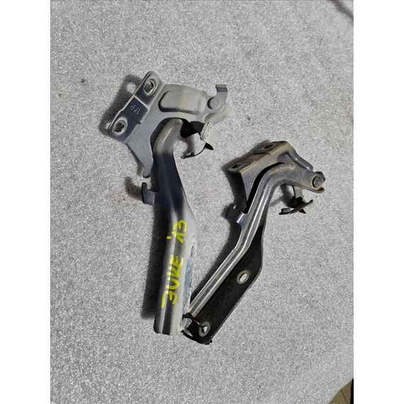 NISSAN JUKE (F15) motorháztető zsanér pár