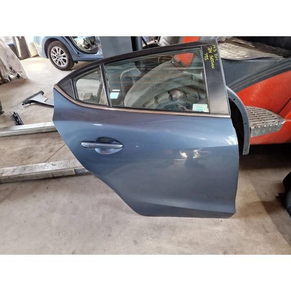 MAZDA 3 (BM) sedan jobb hátsó ajtó 42B