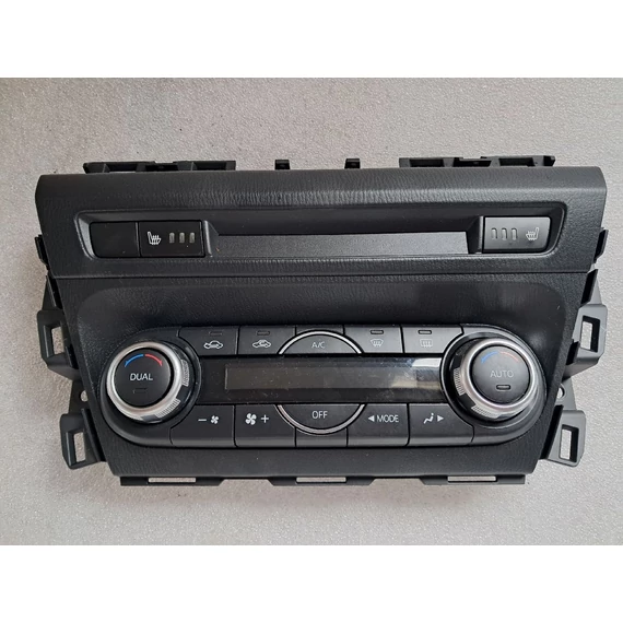 MAZDA 3 (BM) klímakapcsoló, fűtéskapcsoló K4000