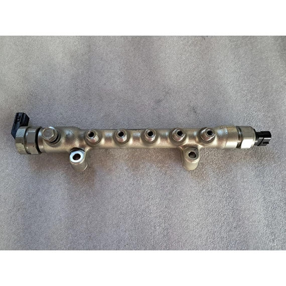 MAZDA 3 (BM) 2.2 SKYACTIV SH közösnyomócső