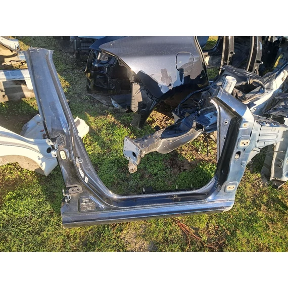 MAZDA 3 (BM) Jobb küszöb