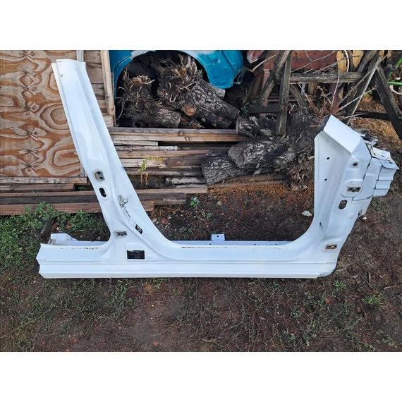 MAZDA 3 (BM) Jobb küszöb