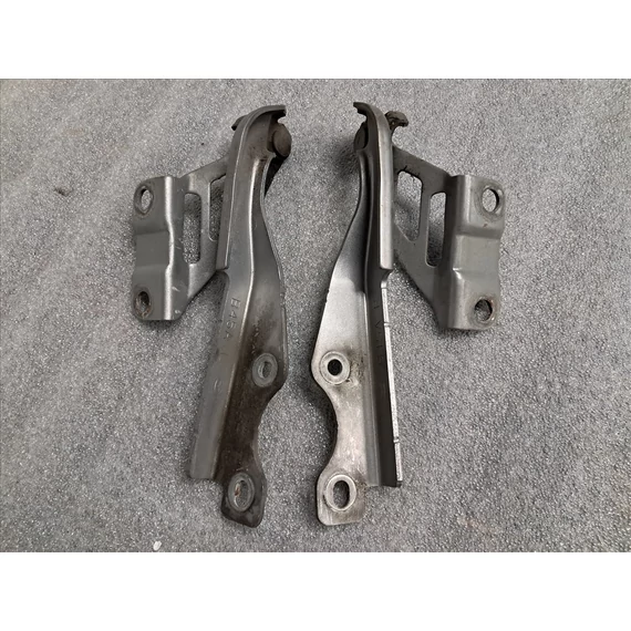 MAZDA 3 (BM) Motorháztető zsanér pár