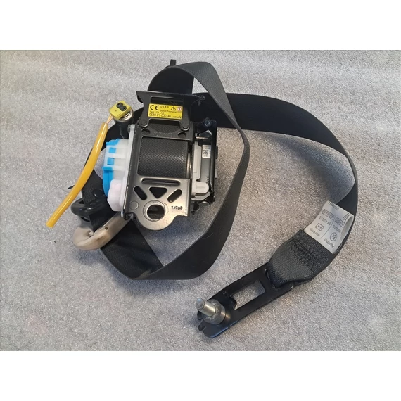 MAZDA 3 (BM) Jobb első biztonsági öv 0589-P1-000146