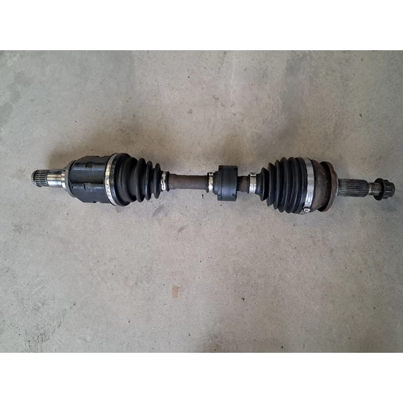 TOYOTA VERSO 2.0 D4D bal féltengely 