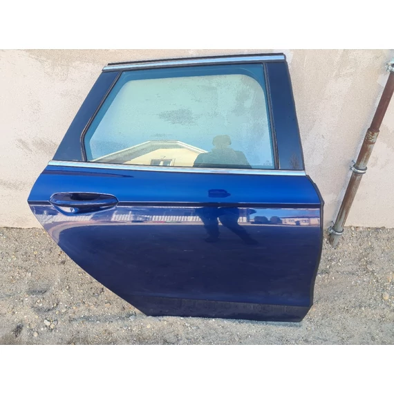 FORD MONDEO V Jobb hátsó ajtó