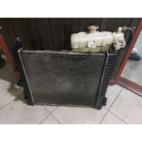 NISSAN NOTE (E12) 1.5 DCI Vízhűtő radiátor 214103VD1A