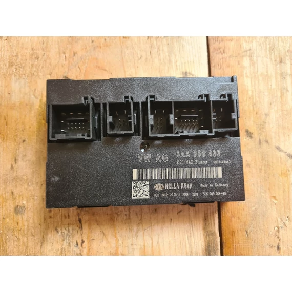 VOLKSWAGEN PASSAT B7 komfort elektronika 3AA959433