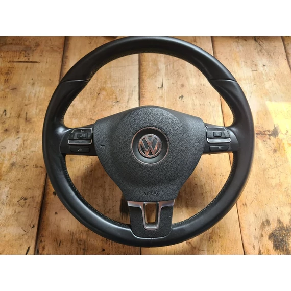 VOLKSWAGEN PASSAT B7 multikormány