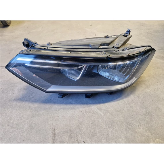 VOLKSWAGEN PASSAT B8 (3G) bal első halogén fényszóró