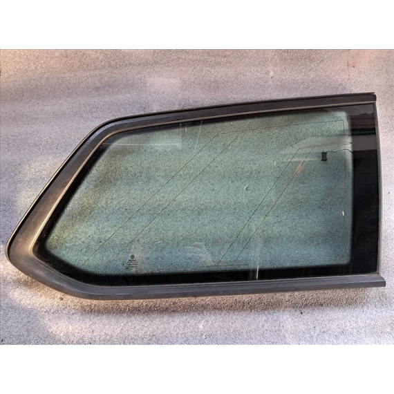 Volkswagen Passat B8 (3G) kombi Jobb C oszlop oldalüveg 3G9845298