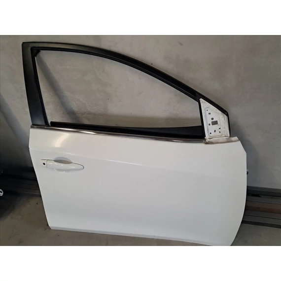 NISSAN PULSAR Jobb első ajtó