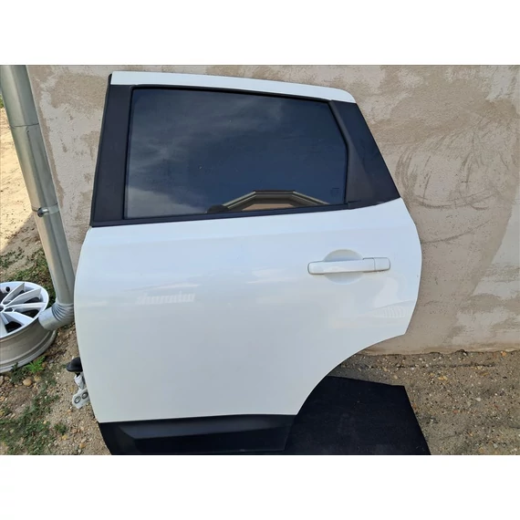 NISSAN QASHQAI (J10) bal hátsó ajtó 326