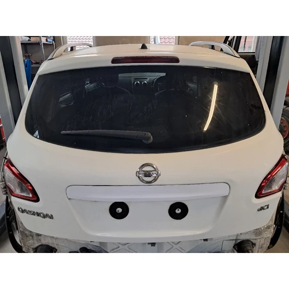 NISSAN QASHQAI (J10) Csomagtérajtó