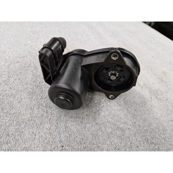 NISSAN QASHQAI II (J11) bal hátsó kézifék motor