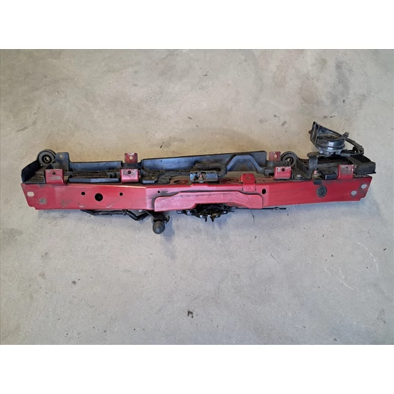 NISSAN QASHQAI (J11) Zárhíd felső, homlokfal