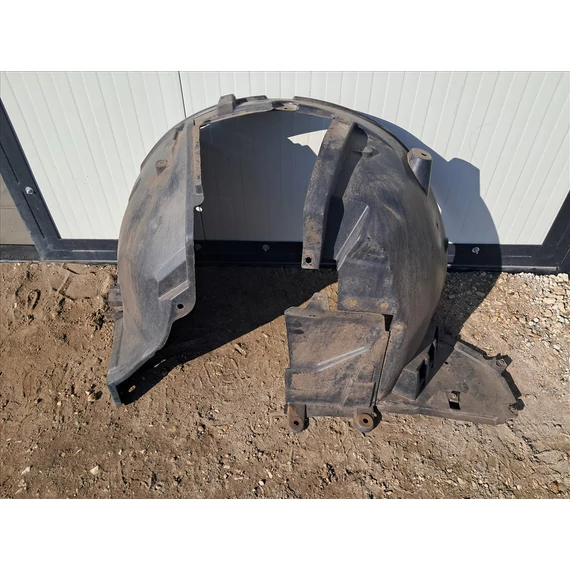 NISSAN QASHQAI II (J11) Bal első dobbetét 638434EA0A