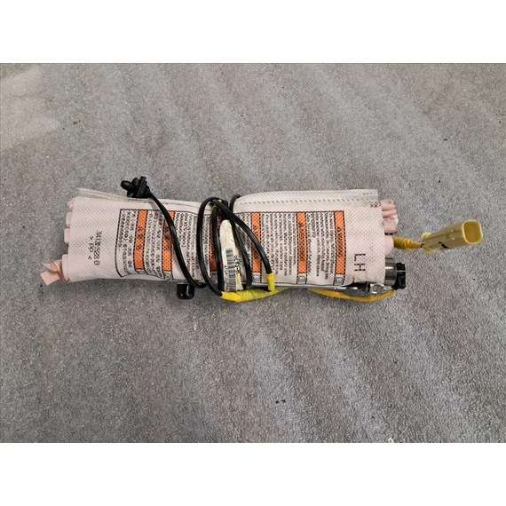 SUZUKI SX4 S-CROSS (JY) Bal oldallégzsák  85850-61M00