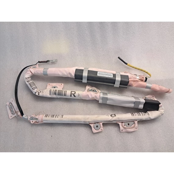 SUZUKI SX4 S-CROSS (JY) Jobb függönylégzsák 76480-61M00