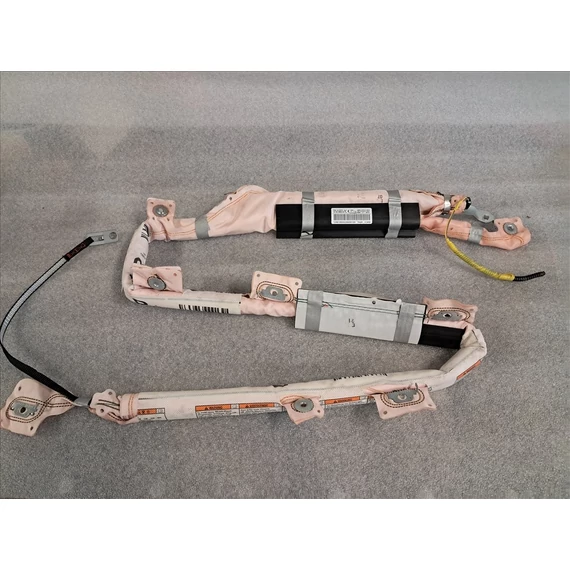 SUZUKI SX4 S-CROSS (JY) Jobb függönylégzsák 76480-61M00