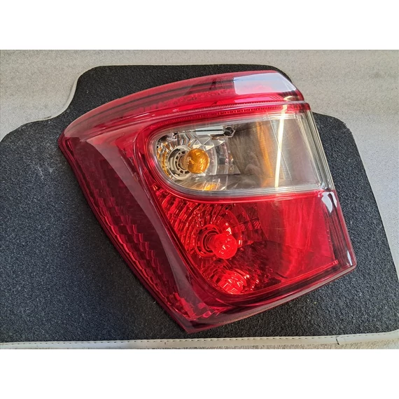 SUZUKI SX4 S-CROSS (JY) Bal külső hátsó lámpa 220-17733