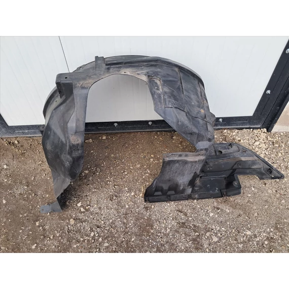 SUZUKI SX4 S-CROSS (JY) Bal első dobbetét 72322-61M0