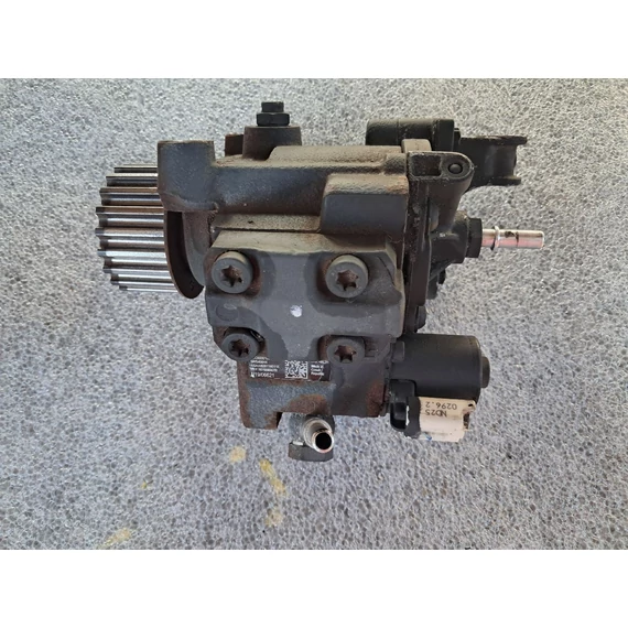 NISSAN JUKE (F15) 1.5 DCI magasnyomású pumpa H8201100115