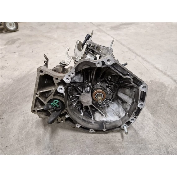 SUZUKI SX4 S-CROSS (JY) 1.6 BENZINES 2WD Váltó ZMA