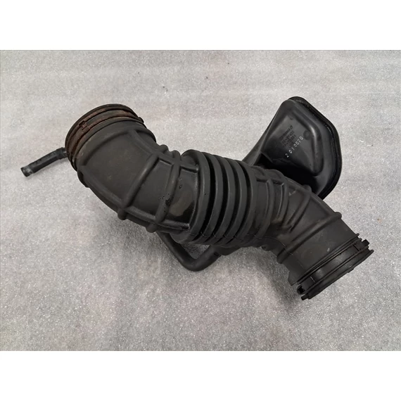 KIA SPORTAGE (SL) 1.6 GDI G4FD Szívócső 28138-2Y400