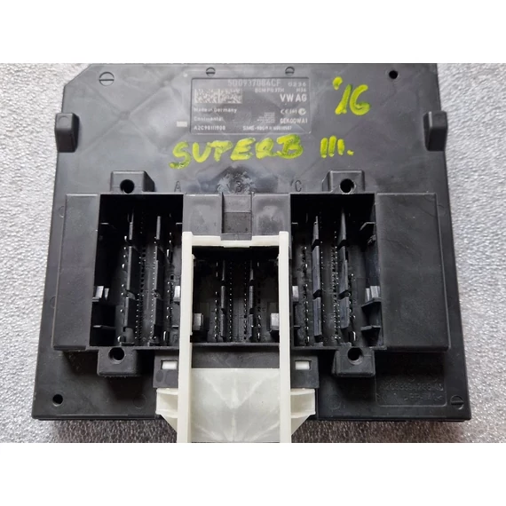 SKODA SUPERB III (3V) BCM 5Q0937084CF