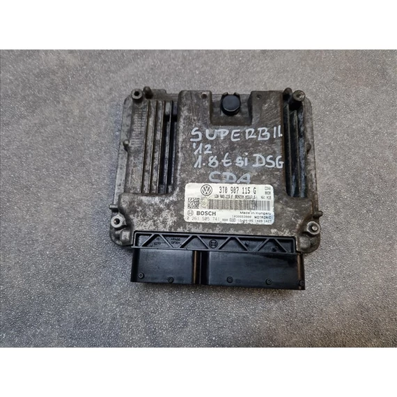 SKODA SUPERB II (3T) 1.8 TSI CDA Motorvezérlő  3T0907115G