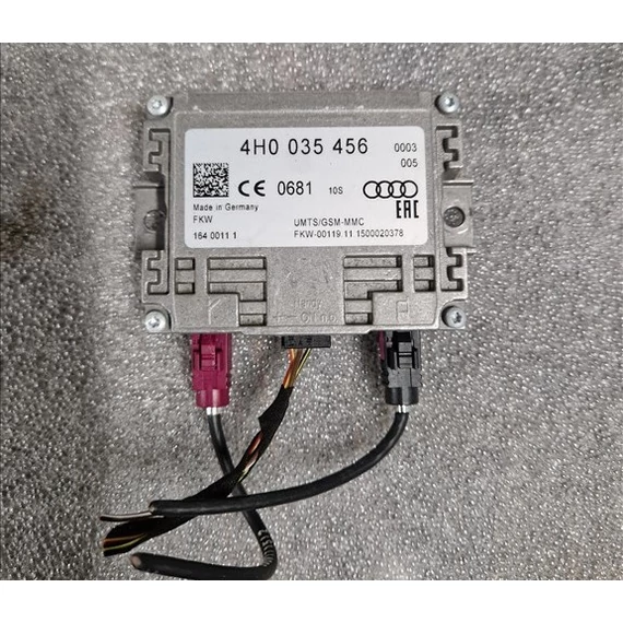 SKODA SUPERB III (3V) Erősítő 4H0035456