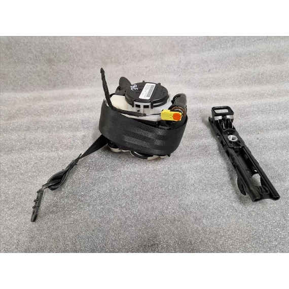 SKODA SUPERB III (3V) Bal első biztonsági öv 3V0857701B