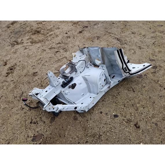 NISSAN QASHQAI (J11) bal első nyúlvány, kis negyed