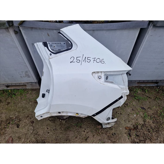 NISSAN QASHQAI (J11) bal hátsó sárvédő