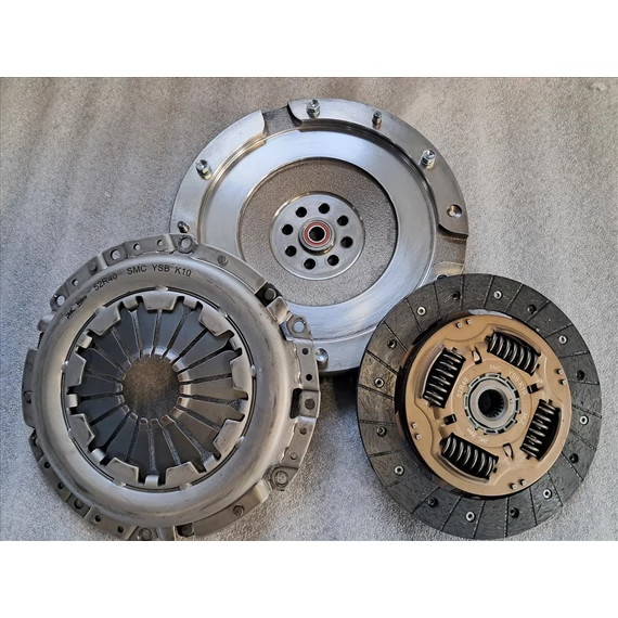 SUZUKI SWIFT V 1.0 BOOSTERJET Egytömegű lendkerék szett, kuplung szett 52R40