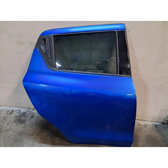 SUZUKI SWIFT V Jobb hátsó ajtó