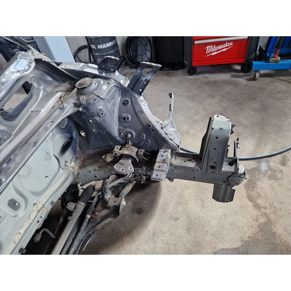 SUZUKI SWIFT V Bal első nyúlvány, negyed
