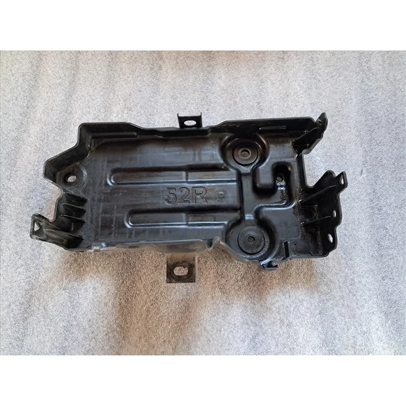 SUZUKI SWIFT V Akkumulátor tartó 72521-52R0