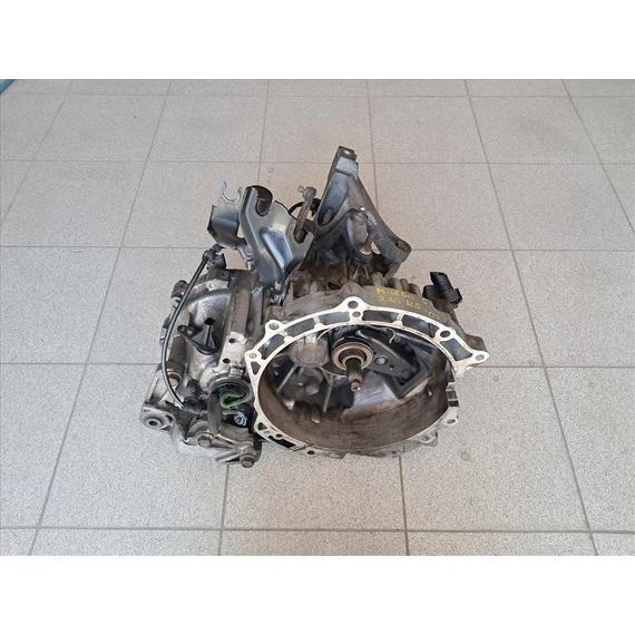 MAZDA 5 (CR) 2.0 BENZIN Váltó