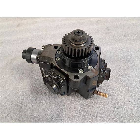 NISSAN X-TRAIL (T32) 1.6 DCI R9ME414 Magasnyomású pumpa 0445010404