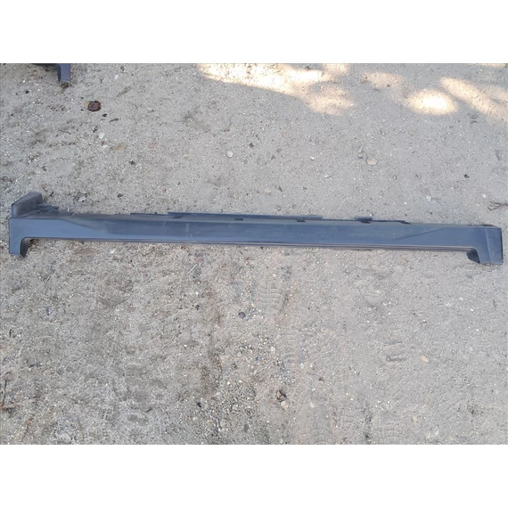 NISSAN X-TRAIL (T32) bal küszöb burkolat 768514CE0A